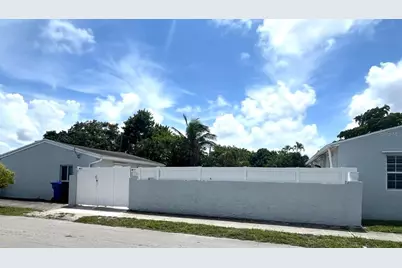 2402 Rodman Street, Hollywood, FL 33020 - Photo 4