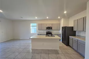 1097 Blue Jay Dr, Davenport, FL 33837 - Photo 10