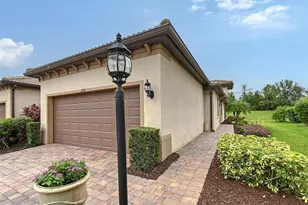 17109 Kenton Ter, Bradenton, FL 34202 - Photo 1