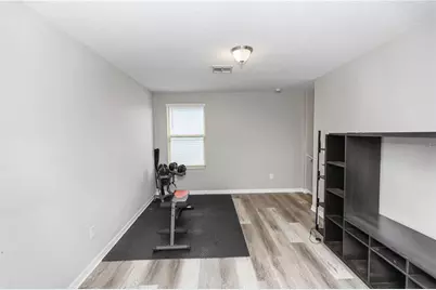 7412 Pearly Everlasting Avenue, Tampa, FL 33619 - Photo 10