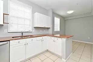 267 Goldenrain Dr, Celebration, FL 34747 - Photo 18