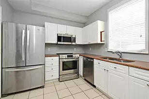 267 Goldenrain Dr, Celebration, FL 34747 - Photo 16