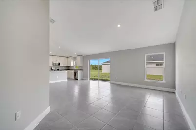 549 Viceroy Court, Kissimmee, FL 34758 - Photo 2