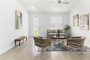 7985 Magnolia Bend Ct, Kissimmee, FL 34747 - Photo 4