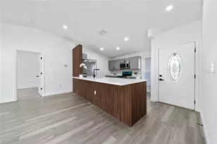 335 Bluff Ln, Apopka, FL 32712 - Photo 8