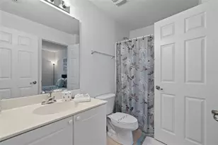 2896 Club Cortile Cir, Kissimmee, FL 34746 - Photo 6