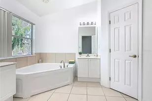 2760 Club Cortile Cir, Kissimmee, FL 34746 - Photo 40