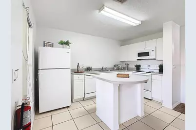 2760 Club Cortile Circle, Kissimmee, FL 34746 - Photo 16