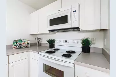 2760 Club Cortile Circle, Kissimmee, FL 34746 - Photo 12