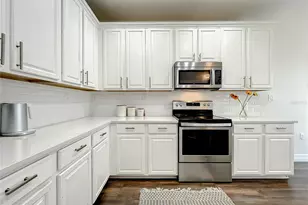 10427 Belfry Cir, Orlando, FL 32832 - Photo 10