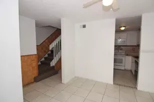 2332 Huntington Green Ct, Orlando, FL 32839 - Photo 4