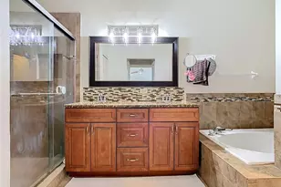 909 1/2 Valentina Dr, Dundee, FL 33838 - Photo 32