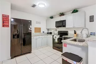 2810 Club Cortile Cir, Kissimmee, FL 34746 - Photo 10