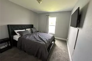 943 Derbyshire Dr, Kissimmee, FL 34758 - Photo 16