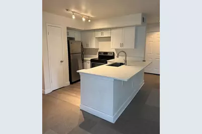 7280 Westpointe Boulevard #823, Orlando, FL 32835 - Photo 4