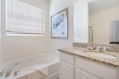 8012 Oak Shadow Court, Davenport, FL 33837 - Photo 16