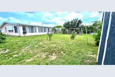 229 Raymond Avenue, Frostproof, FL 33843 - Photo 14