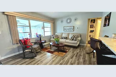 229 Raymond Avenue, Frostproof, FL 33843 - Photo 2