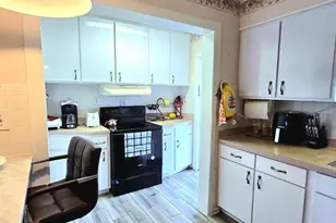 229 Raymond Ave, Frostproof, FL 33843 - Photo 6