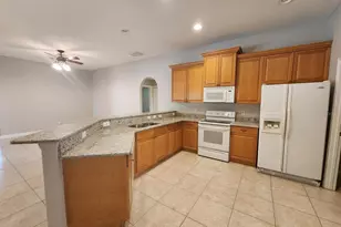 1761 Winding Ridge Cir SE, Palm Bay, FL 32909 - Photo 8