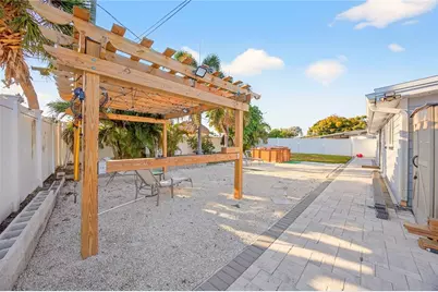 5235 40th Street S, Saint Petersburg, FL 33711 - Photo 42