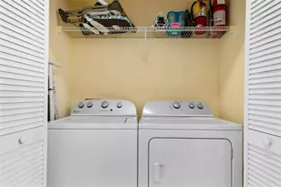 111 Pompano Beach Dr, Kissimmee, FL 34746 - Photo 18