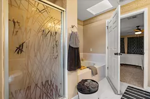 929 Louvre Ct, Kissimmee, FL 34759 - Photo 24