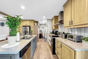 2531 Dawn Heights Dr, Lakeland, FL 33801 - Photo 28