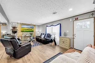 2531 Dawn Heights Dr, Lakeland, FL 33801 - Photo 14