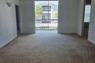 3001 Laurel Park Ln, Kissimmee, FL 34741 - Photo 4