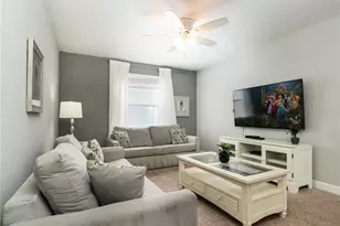 4770 Kings Castle Cir, Kissimmee, FL 34746 - Photo 32