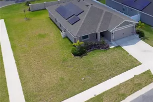 937 Montgomery Ln, Polk City, FL 33868 - Photo 10