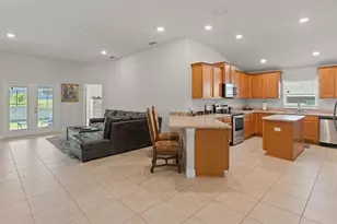 636 Tanaro Ln, Haines City, FL 33844 - Photo 2