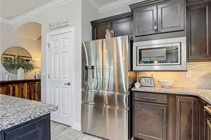 588 Cantabria Dr, Davenport, FL 33837 - Photo 14