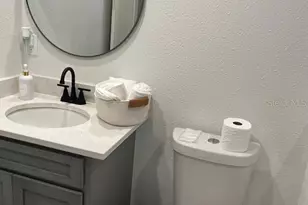 812 Tropical Dr, Bradenton, FL 34208 - Photo 30