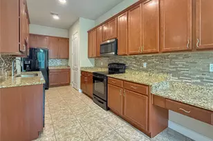 2864 Eastham Ln, Kissimmee, FL 34741 - Photo 12