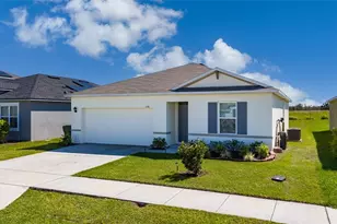 1156 Cambridge Dr, Winter Haven, FL 33881 - Photo 2