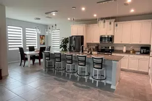 1100 Lone Palm Wy, Saint Cloud, FL 34771 - Photo 4