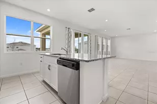 1051 Lakeshore Breeze Pl, Kissimmee, FL 34747 - Photo 8