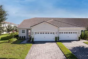 2131 Painter Ln, Kissimmee, FL 34741 - Photo 2