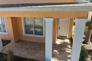 1711 Retreat Cir, Clermont, FL 34714 - Photo 2