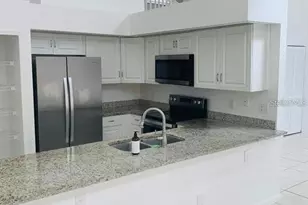 594 Oak Branch Cir, Kissimmee, FL 34758 - Photo 2