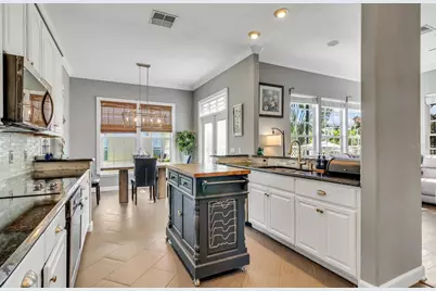 1505 Eagles Landing Court, Kissimmee, FL 34744 - Photo 14