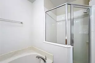 10727 Regent Square Dr, Orlando, FL 32825 - Photo 32