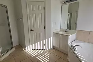 2836 Club Cortile Cir, Kissimmee, FL 34746 - Photo 8