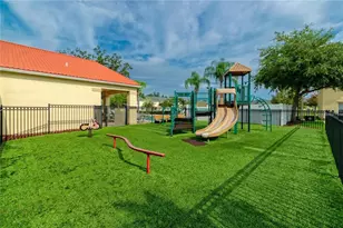 2836 Club Cortile Cir, Kissimmee, FL 34746 - Photo 20