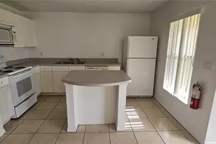 2836 Club Cortile Cir, Kissimmee, FL 34746 - Photo 10