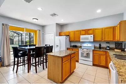 8526 Sunrise Key Drive, Kissimmee, FL 34747 - Photo 32