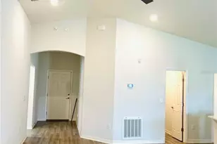 2638 San Marco Wy, Winter Haven, FL 33884 - Photo 2