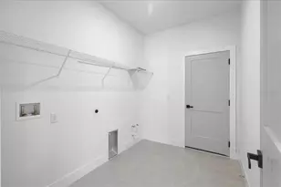 8181 Tecumseh Cir, Port Charlotte, FL 33981 - Photo 16